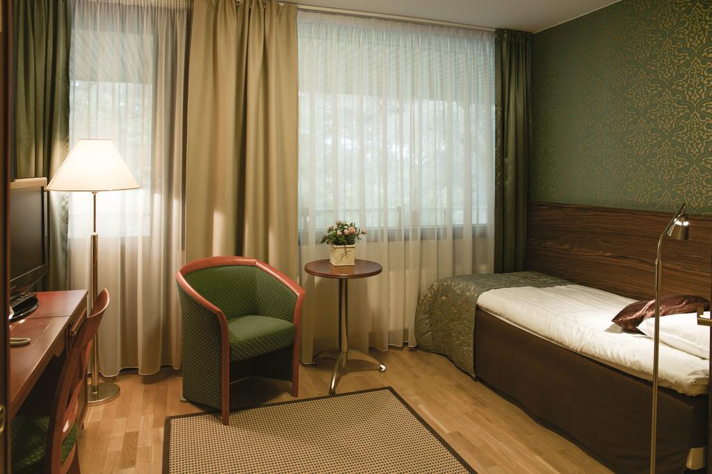 Hotel Fjalar Salo  Exteriör bild